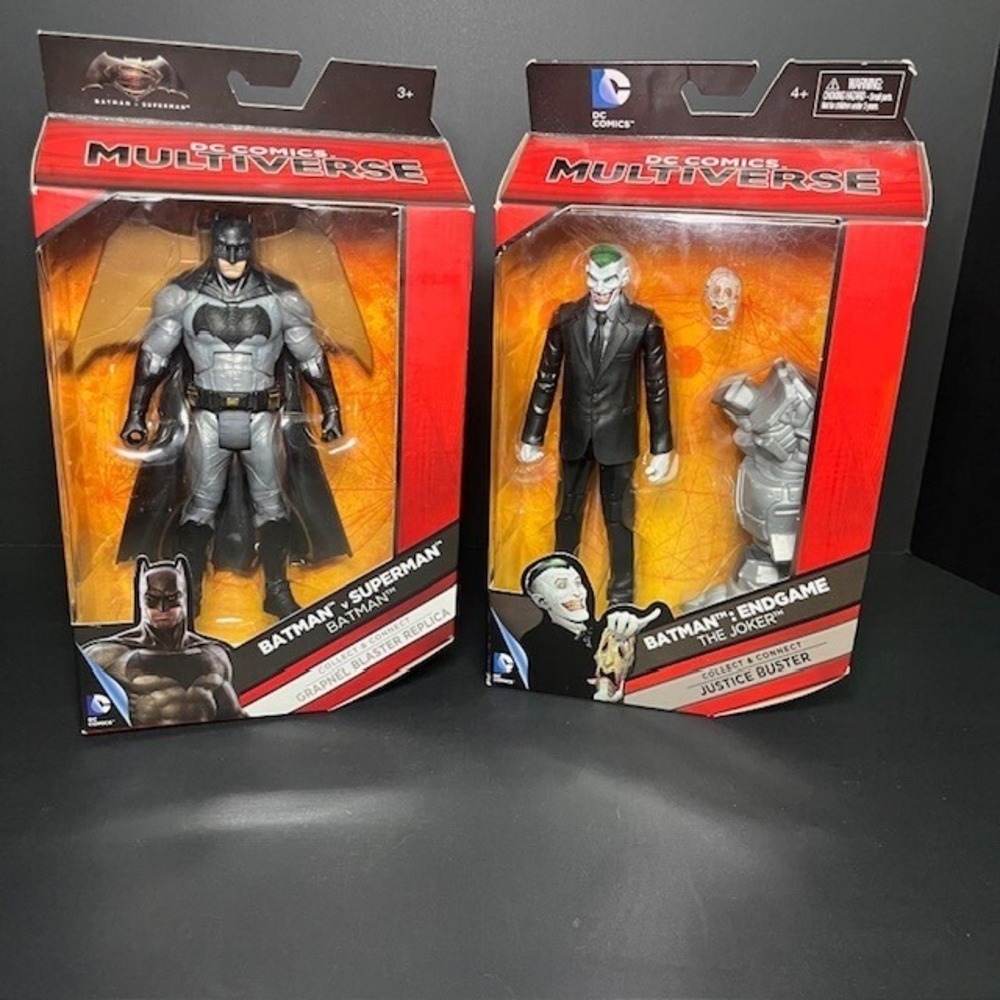 DC Comics Multiverse Batman & Joker Action Figures Collect‎ & Connect Justice